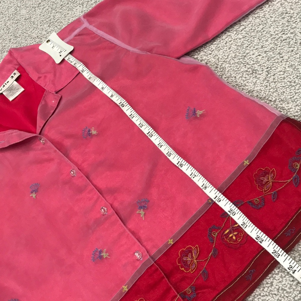 Embroidered button up blouse - Picture 8 of 8